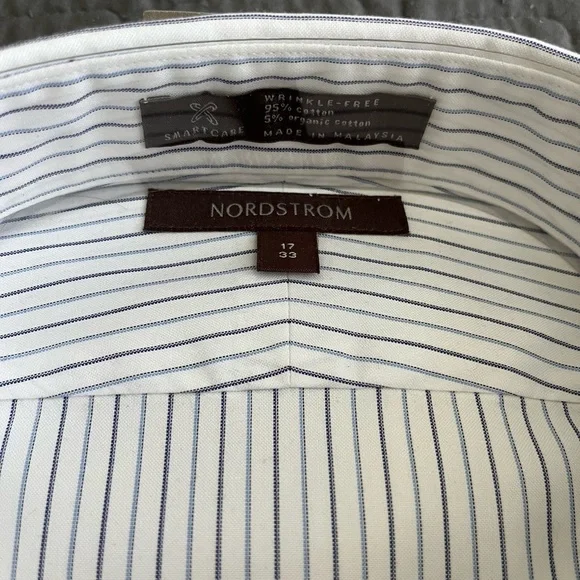 Nordstrom Men's Blue Pinstripe Dress Shirt - Picture 2 of 3